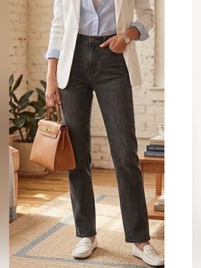 A&F Jeans - The Dad High Rise - Size 31 - Size 12